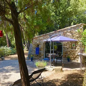 Cabanon Sainte Victoire , Saint-Marc-Jaumegarde France